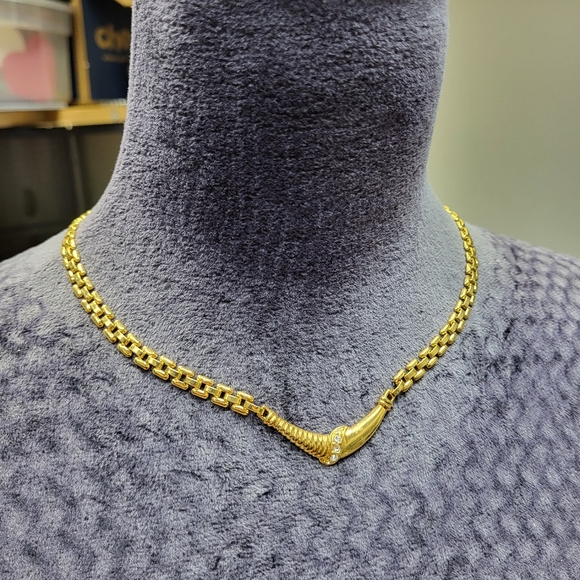 Jewelry - Vintage Choker Necklace